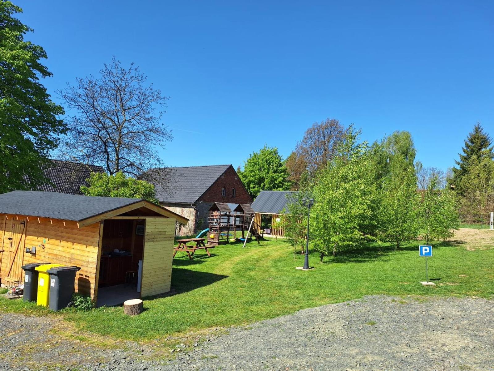 Camping, Zabierz Wlasny Namiot Kameralne Pole Namiotowe Z Basenem Kinem Plenerowym Miejscem Na Ognisko I Placem Zabaw Zywe Zwierzeta Agroturystyka Ґебултув Екстер'єр фото