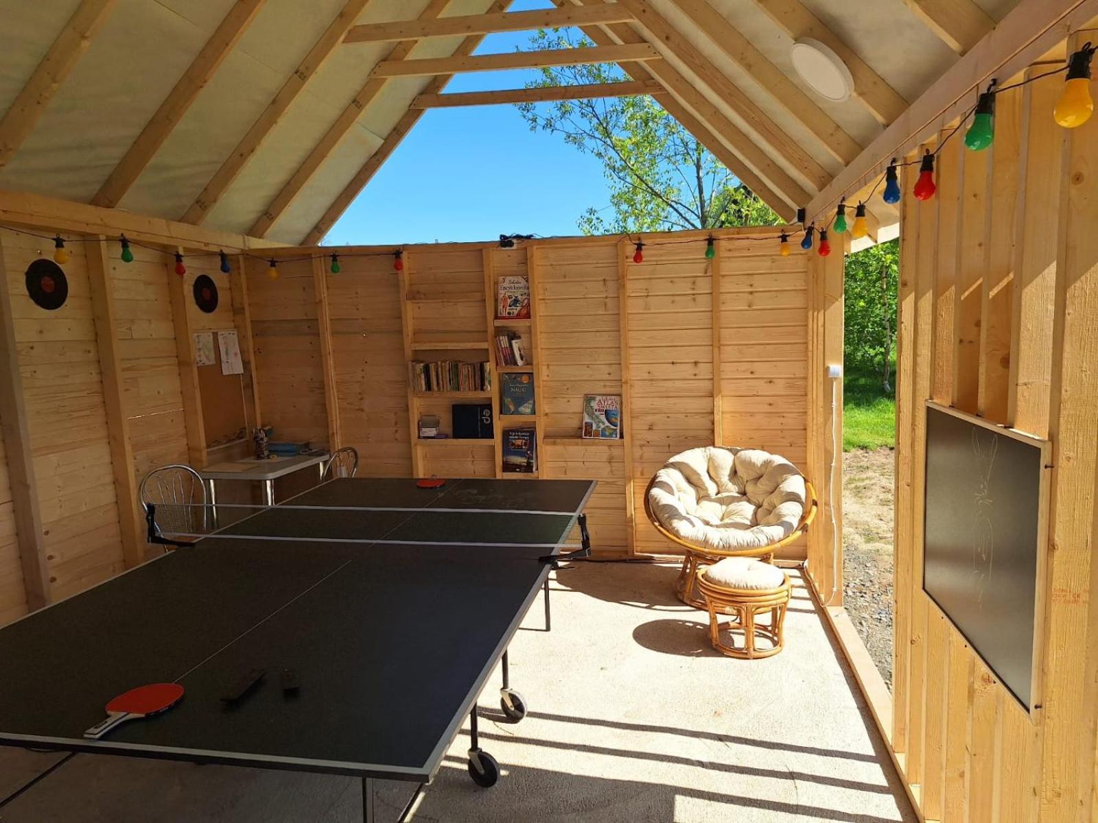 Camping, Zabierz Wlasny Namiot Kameralne Pole Namiotowe Z Basenem Kinem Plenerowym Miejscem Na Ognisko I Placem Zabaw Zywe Zwierzeta Agroturystyka Ґебултув Екстер'єр фото